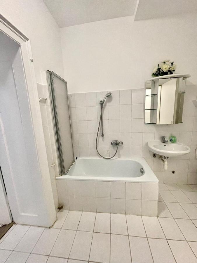 Apartmán Deluxe Studio 3P Th Vídeň Exteriér fotografie